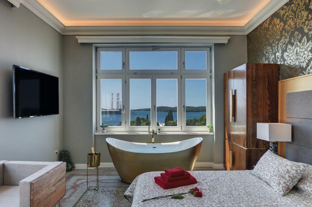 Arena & Seaview Luxurious Residence พูลา ภายนอก รูปภาพ